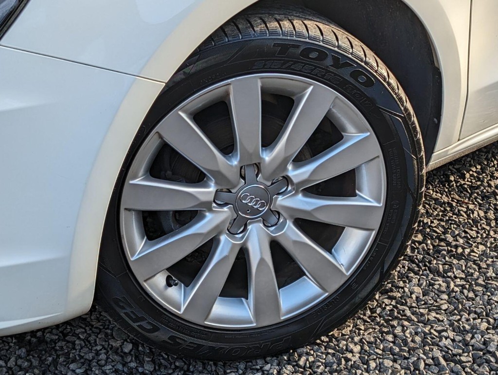 AUDI A1 1.2 TFSI SE Euro 5 (s/s) 3dr 2011