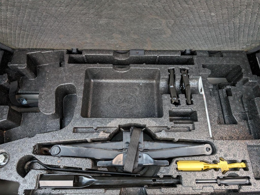 LAND ROVER RANGE ROVER SPORT 3.0 SD V6 HSE Black Auto 4WD Euro 5 5dr 2013