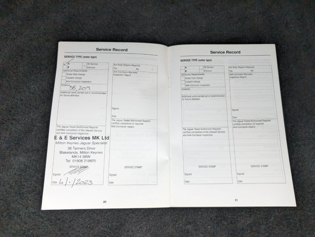 JAGUAR XF 3.0d V6 Luxury Auto Euro 5 4dr 2009