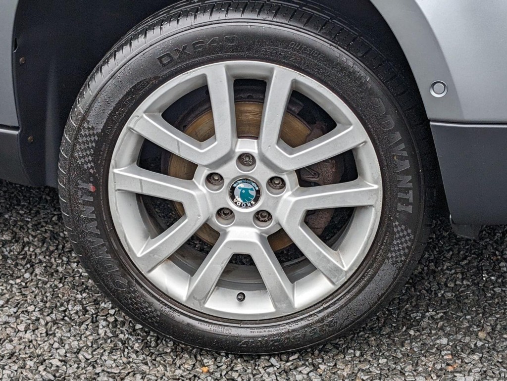 SKODA YETI 2.0 TDI Elegance 4WD Euro 5 5dr 2011