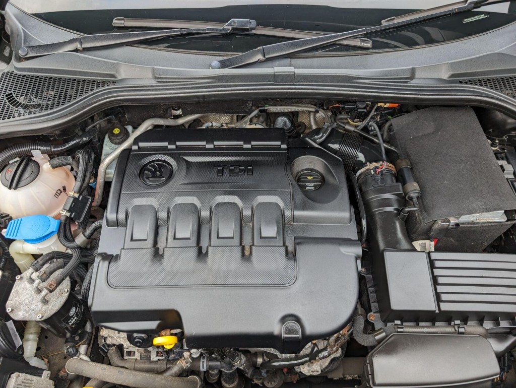 SKODA YETI 2.0 TDI Laurin & Klement Outdoor DSG 4WD Euro 6 (s/s) 5dr 2015