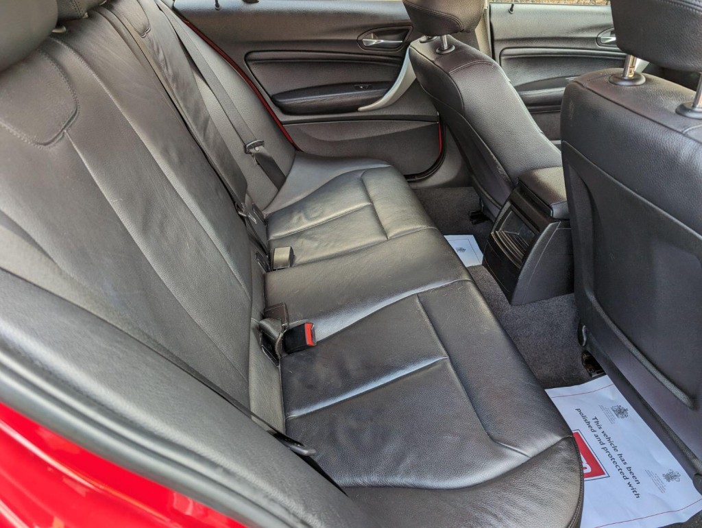 BMW 1 SERIES 1.6 116d ED EfficientDynamics Business Euro 5 (s/s) 5dr 2014