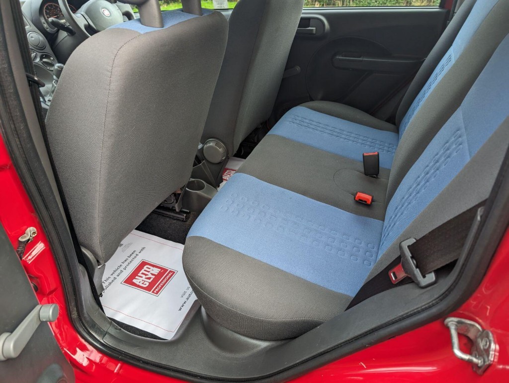 FIAT PANDA 1.2 Active 5dr 2012