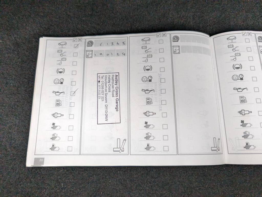 MINI CONVERTIBLE 1.6 Cooper Euro 4 2dr 2009