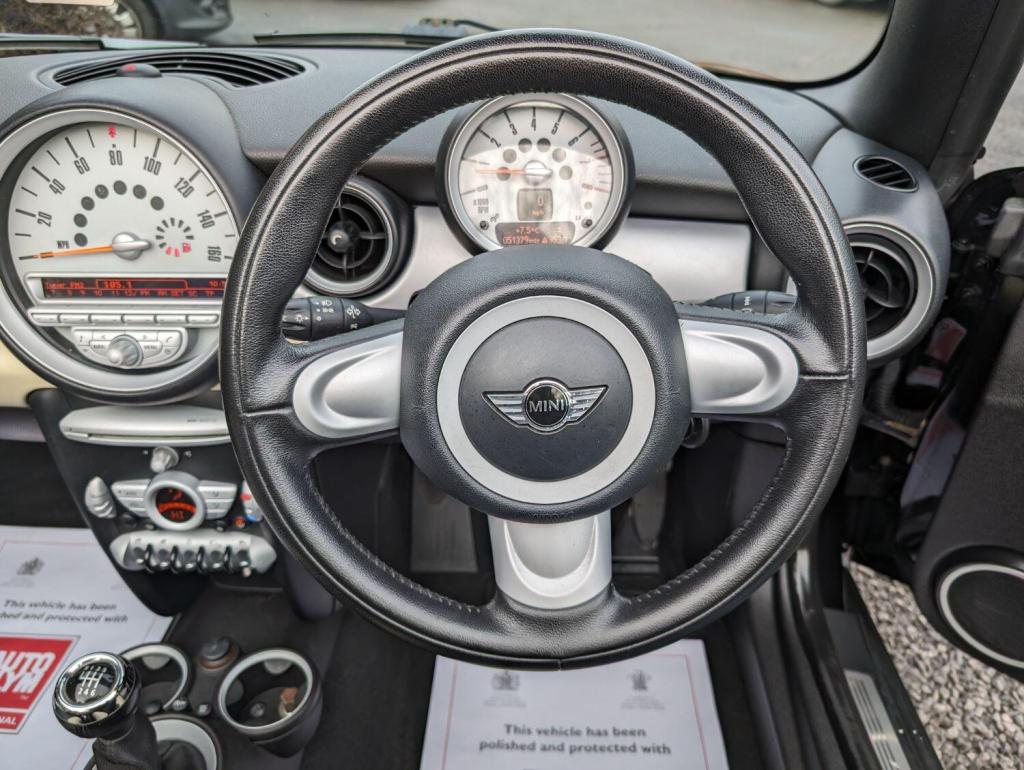 MINI CONVERTIBLE 1.6 Cooper Euro 4 2dr 2009