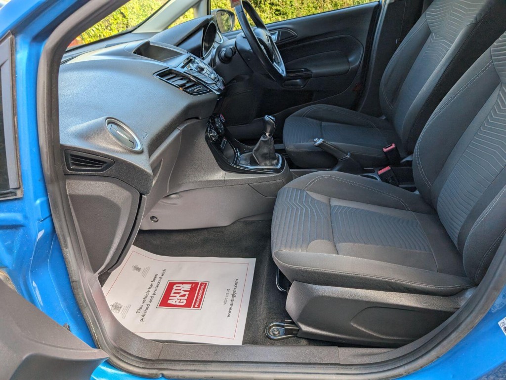FORD FIESTA 1.5 TDCi Zetec Euro 5 5dr 2013