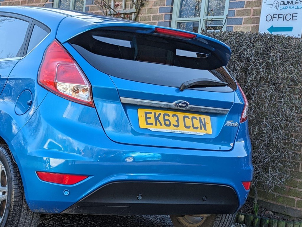 FORD FIESTA 1.5 TDCi Zetec Euro 5 5dr 2013