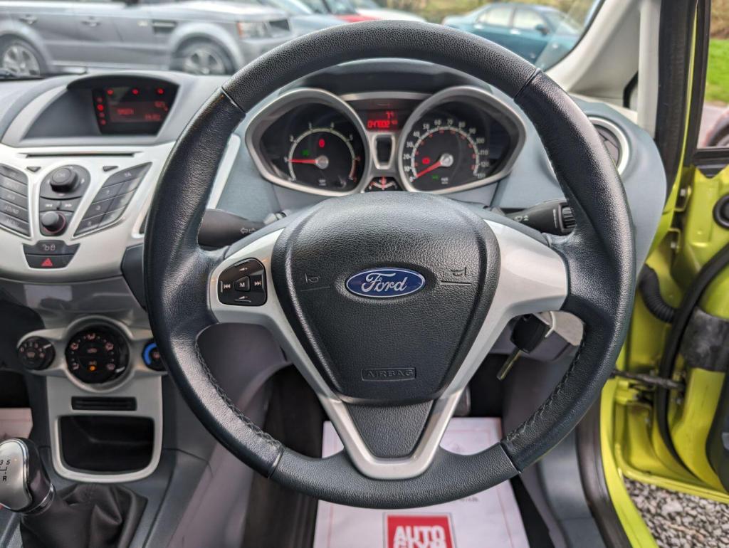 FORD FIESTA 1.25 Zetec 5dr 2010