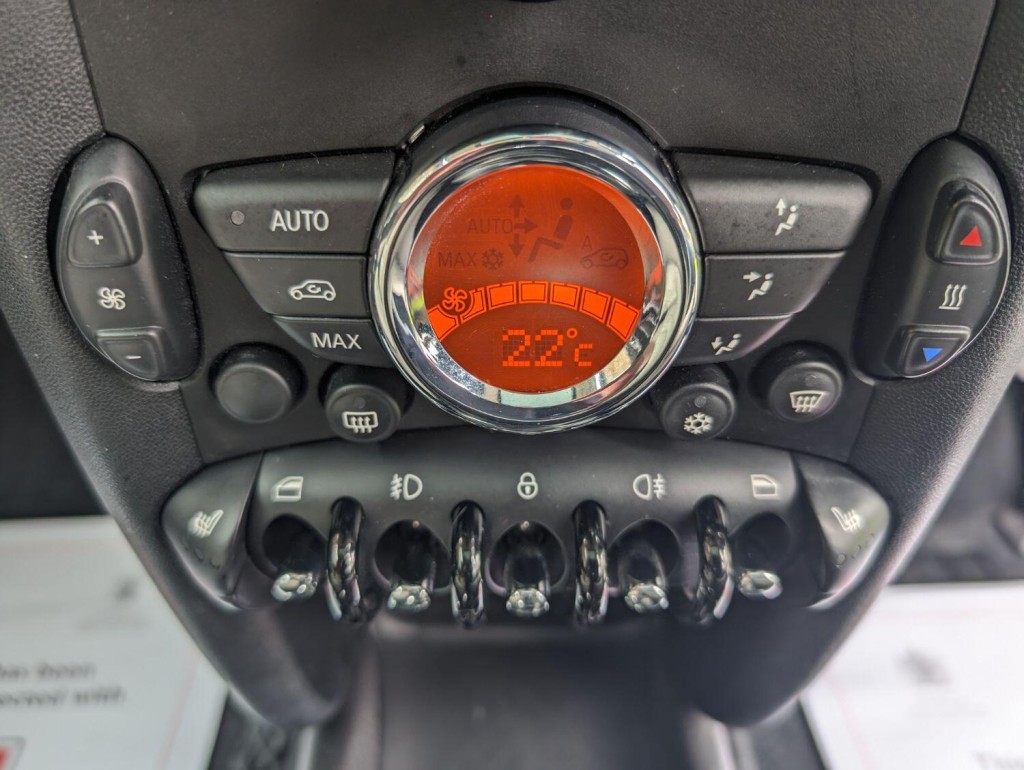 MINI HATCH 1.6 Cooper D Euro 5 (s/s) 3dr 2011