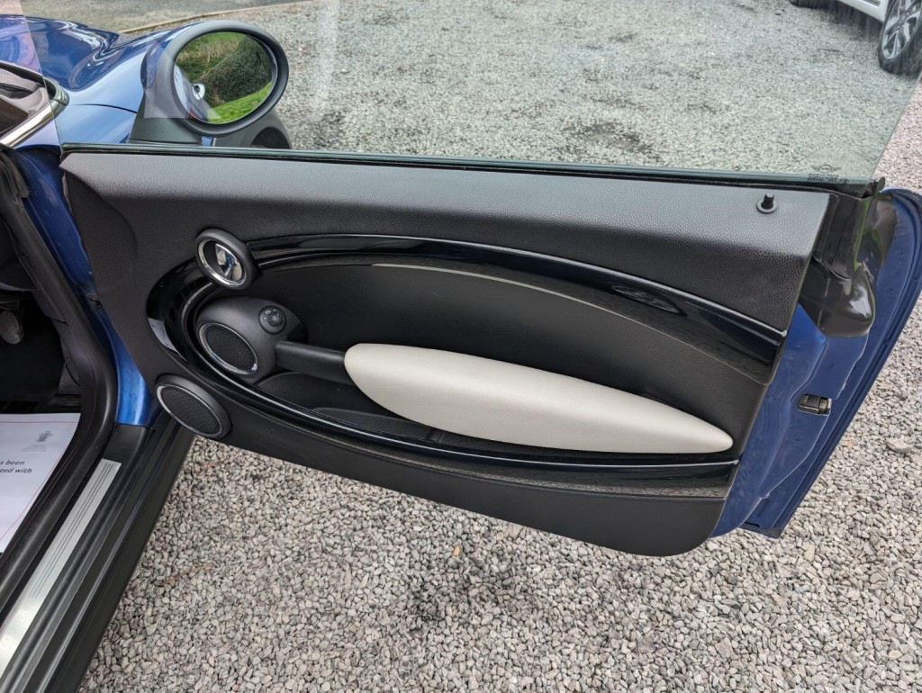 MINI HATCH 1.6 Cooper D Euro 5 (s/s) 3dr 2011