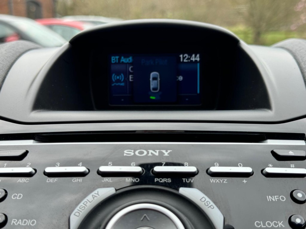 FORD FIESTA 1.0T EcoBoost Titanium Euro 5 (s/s) 5dr 2014