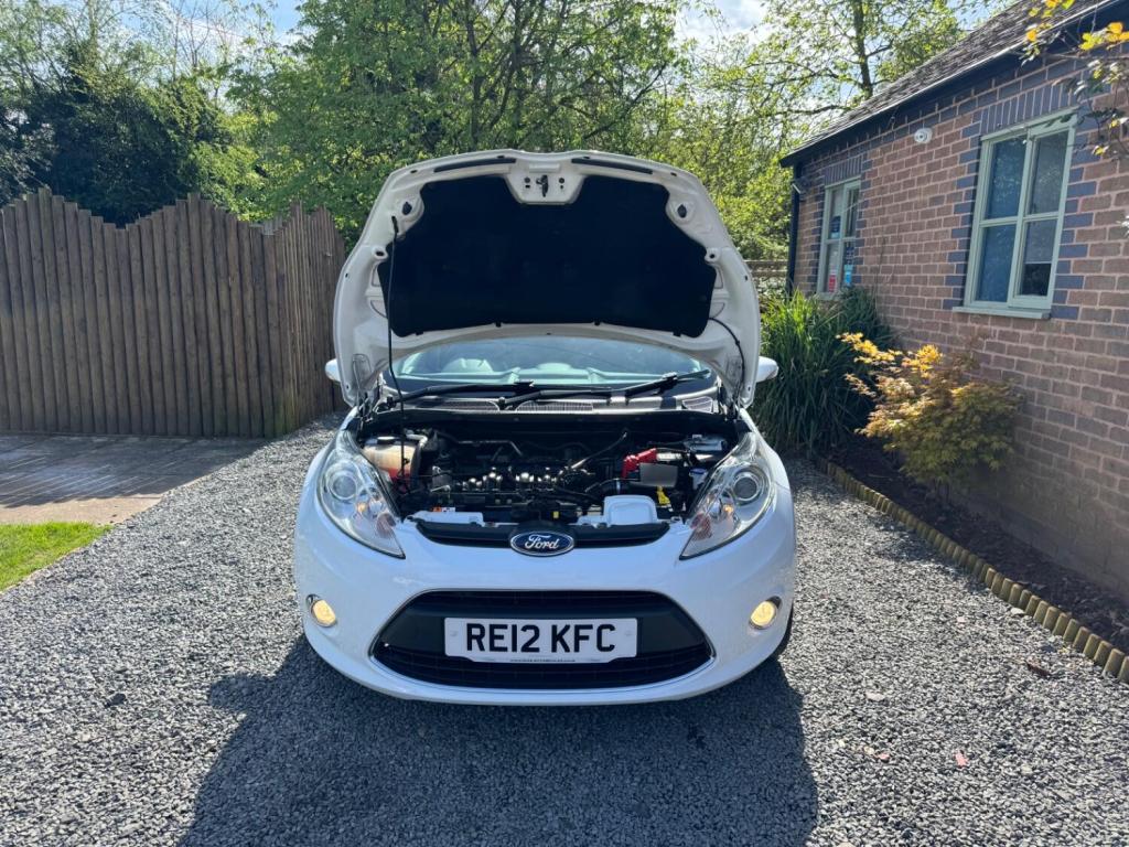 FORD FIESTA 1.25 Zetec 3dr 2012