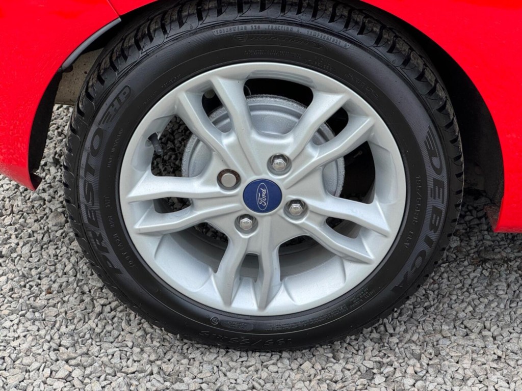 FORD FIESTA 1.25 Zetec Euro 5 3dr 2015