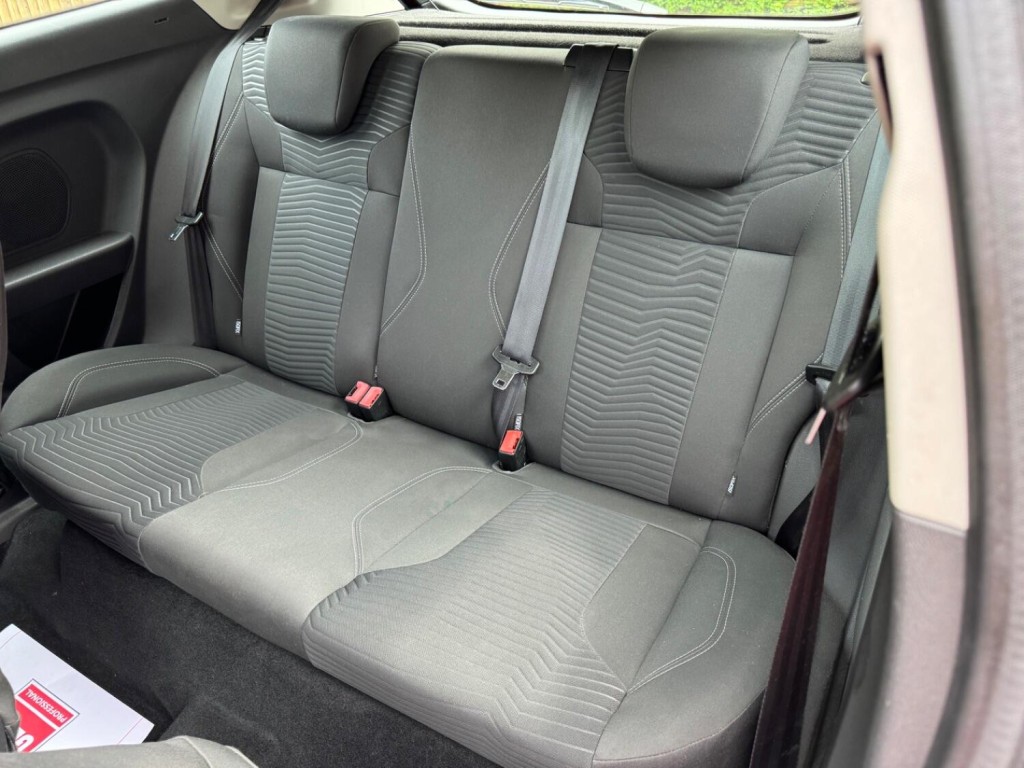 FORD FIESTA 1.25 Zetec Euro 5 3dr 2015