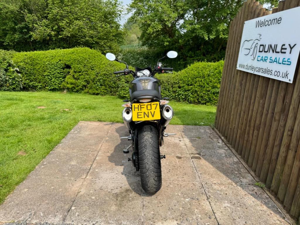 TRIUMPH SPEED TRIPLE 1050 1050 2007