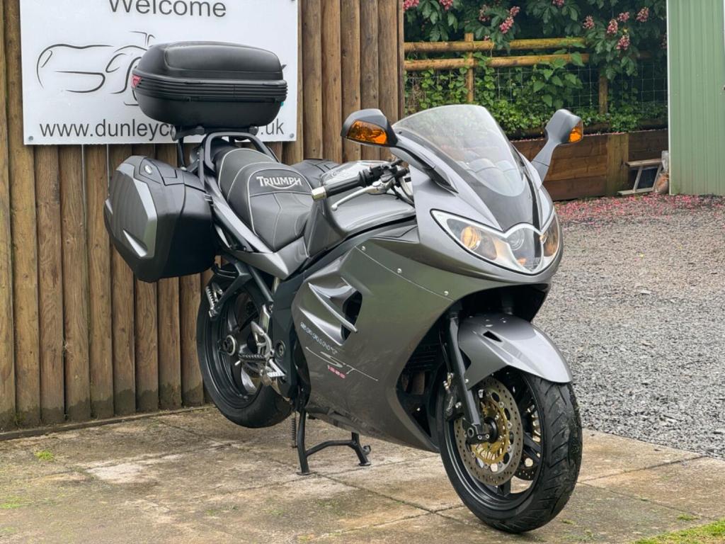 TRIUMPH SPRINT ST 1050 ST 2008