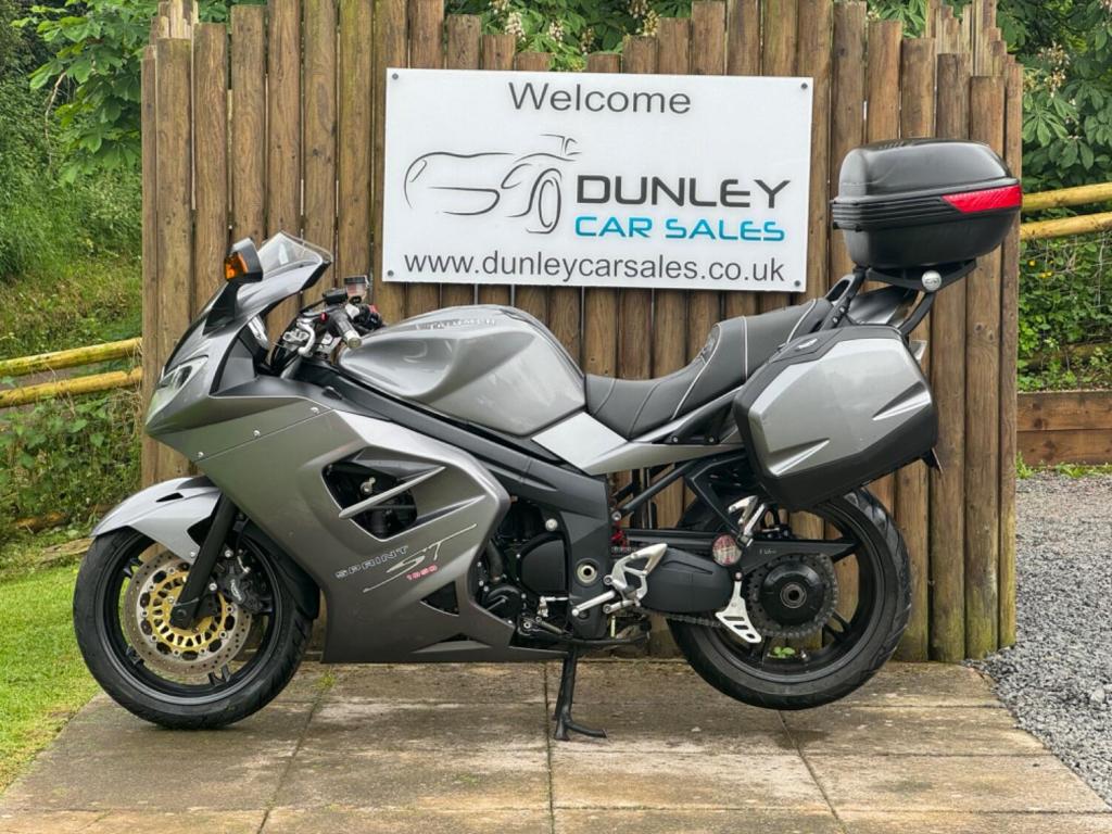 TRIUMPH SPRINT ST 1050 ST 2008