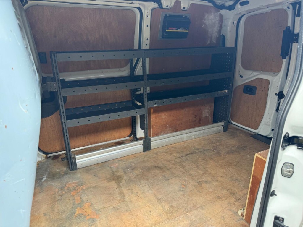 PEUGEOT EXPERT 1.6 HDi Professional L1 H1 4dr 2017