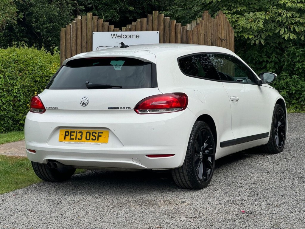 VOLKSWAGEN SCIROCCO 2.0 TDI BlueMotion Tech GT Euro 5 (s/s) 3dr (Leather, Nav) 2013