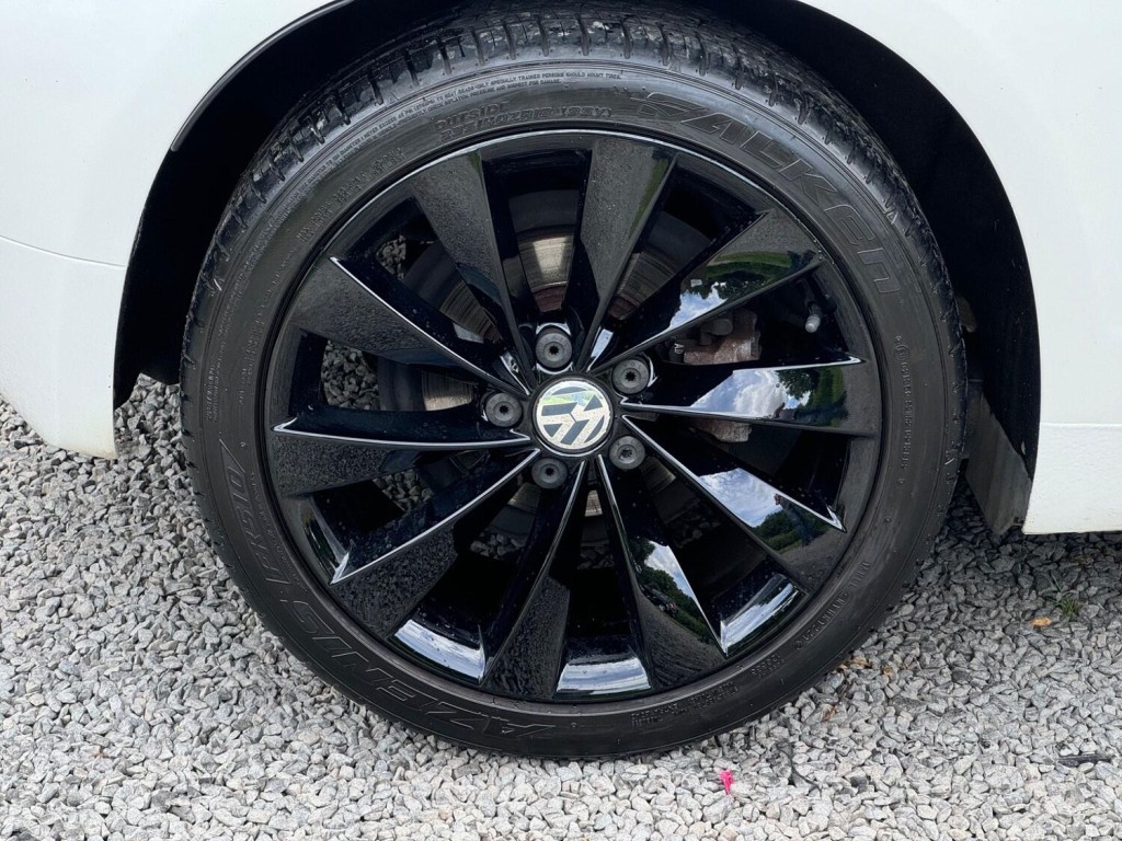 VOLKSWAGEN SCIROCCO 2.0 TDI BlueMotion Tech GT Euro 5 (s/s) 3dr (Leather, Nav) 2013