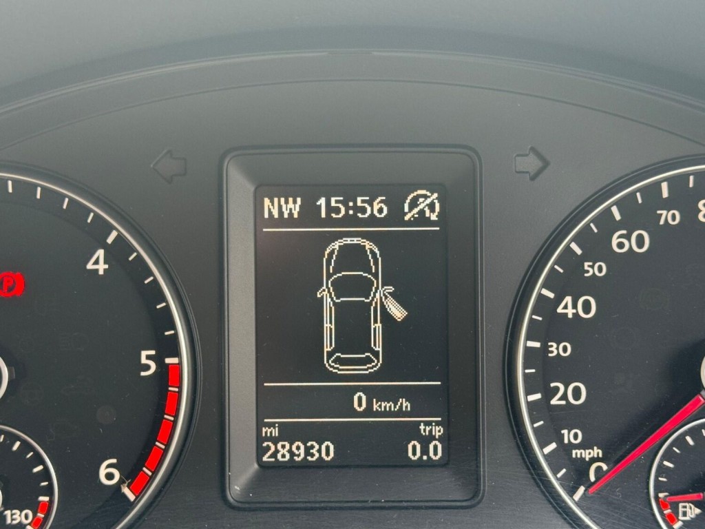 VOLKSWAGEN SCIROCCO 2.0 TDI BlueMotion Tech GT Euro 5 (s/s) 3dr (Leather, Nav) 2013