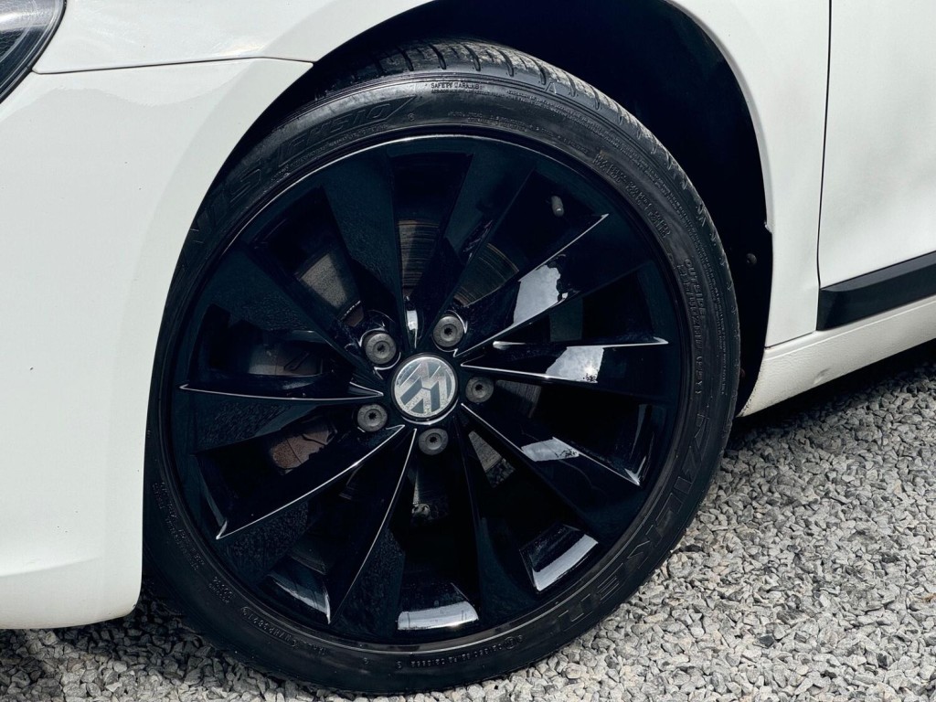 VOLKSWAGEN SCIROCCO 2.0 TDI BlueMotion Tech GT Euro 5 (s/s) 3dr (Leather, Nav) 2013