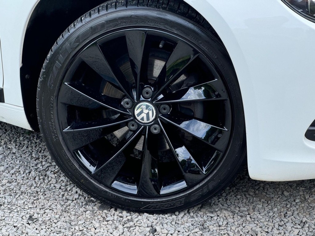 VOLKSWAGEN SCIROCCO 2.0 TDI BlueMotion Tech GT Euro 5 (s/s) 3dr (Leather, Nav) 2013