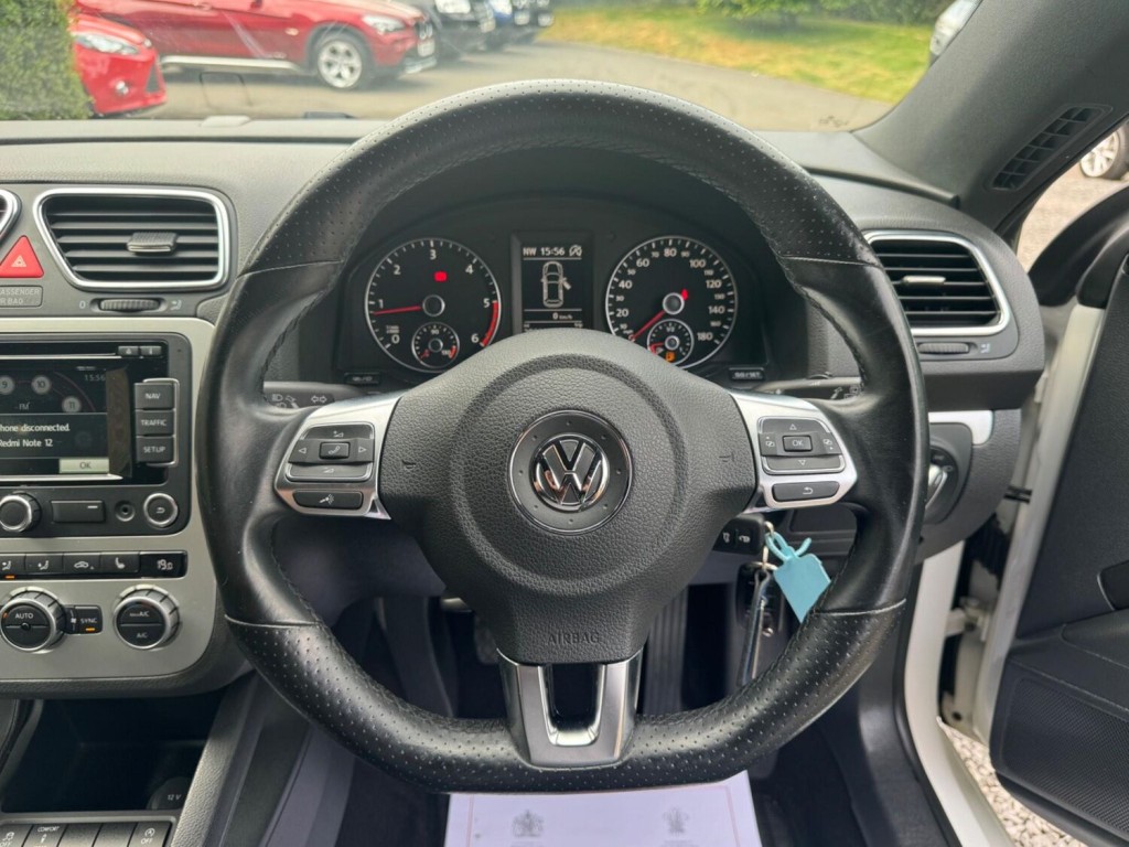 VOLKSWAGEN SCIROCCO 2.0 TDI BlueMotion Tech GT Euro 5 (s/s) 3dr (Leather, Nav) 2013