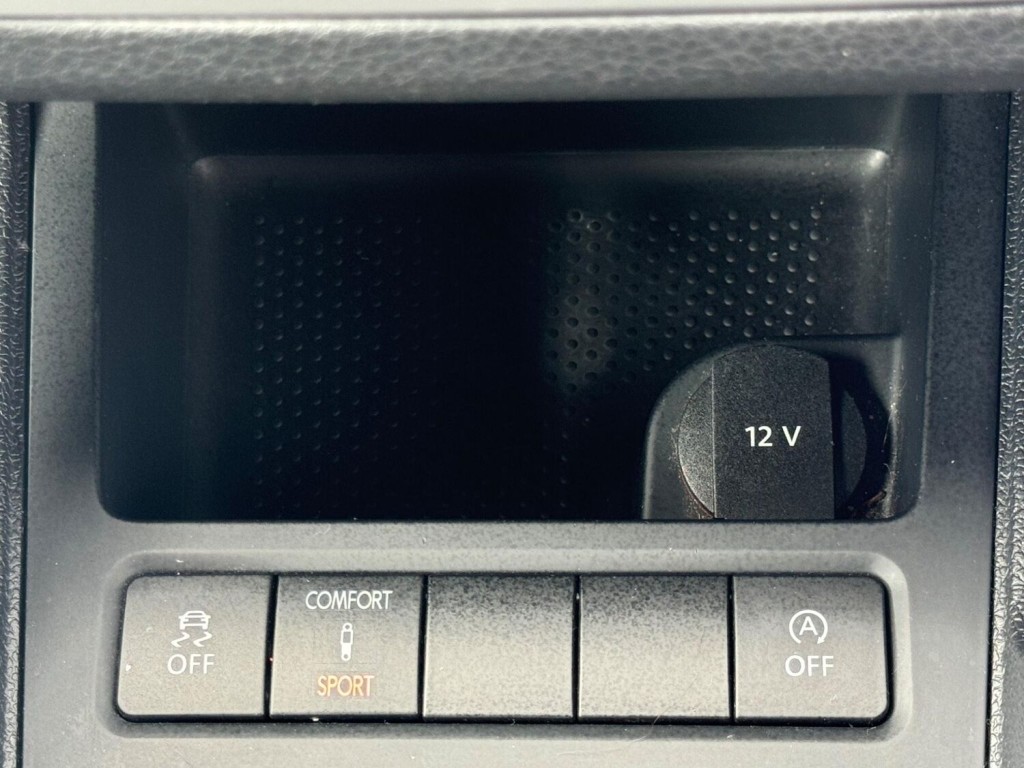 VOLKSWAGEN SCIROCCO 2.0 TDI BlueMotion Tech GT Euro 5 (s/s) 3dr (Leather, Nav) 2013