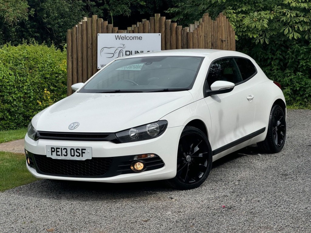 VOLKSWAGEN SCIROCCO 2.0 TDI BlueMotion Tech GT Euro 5 (s/s) 3dr (Leather, Nav) 2013