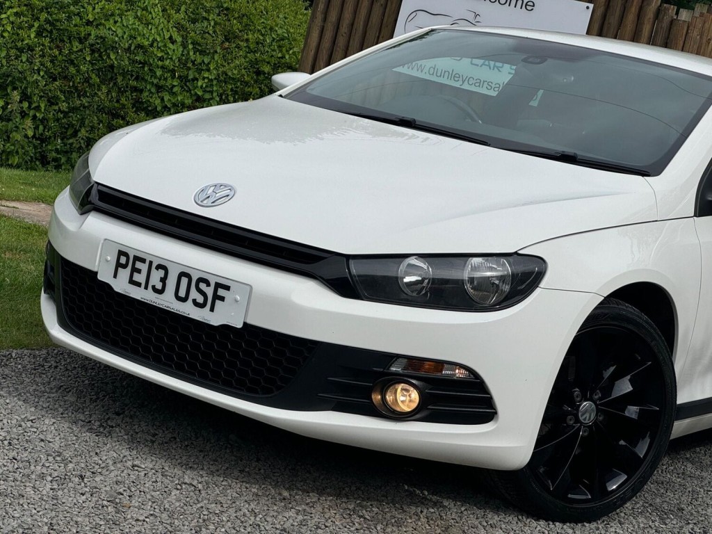VOLKSWAGEN SCIROCCO 2.0 TDI BlueMotion Tech GT Euro 5 (s/s) 3dr (Leather, Nav) 2013