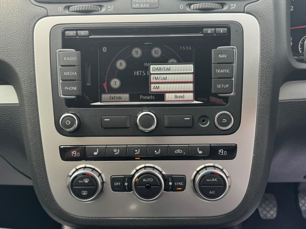 VOLKSWAGEN SCIROCCO 2.0 TDI BlueMotion Tech GT Euro 5 (s/s) 3dr (Leather, Nav) 2013