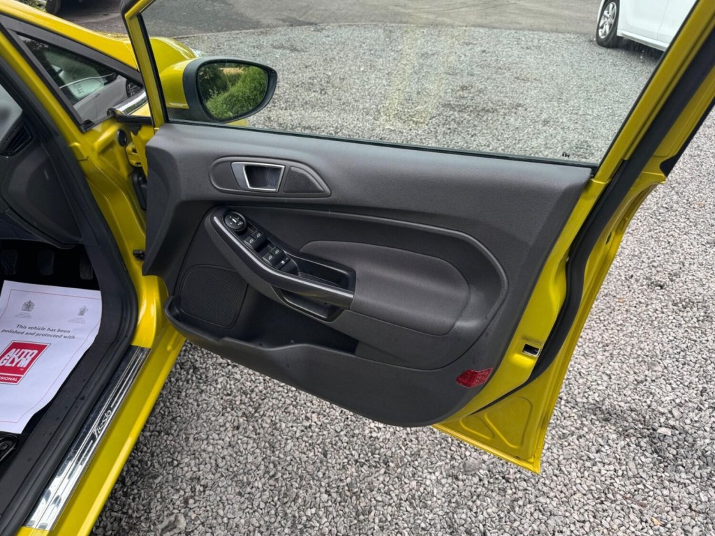 FORD FIESTA 1.6 TDCi Titanium X Euro 5 5dr 2013