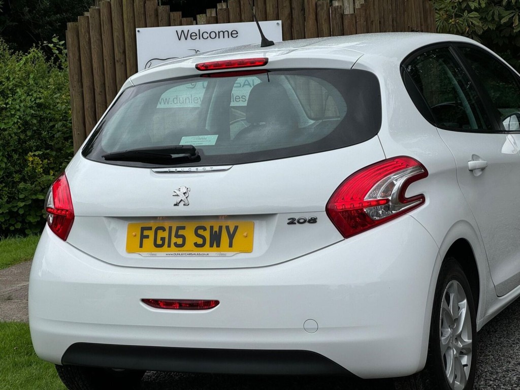 PEUGEOT 208 1.2 VTi PureTech Active Euro 6 5dr 2015