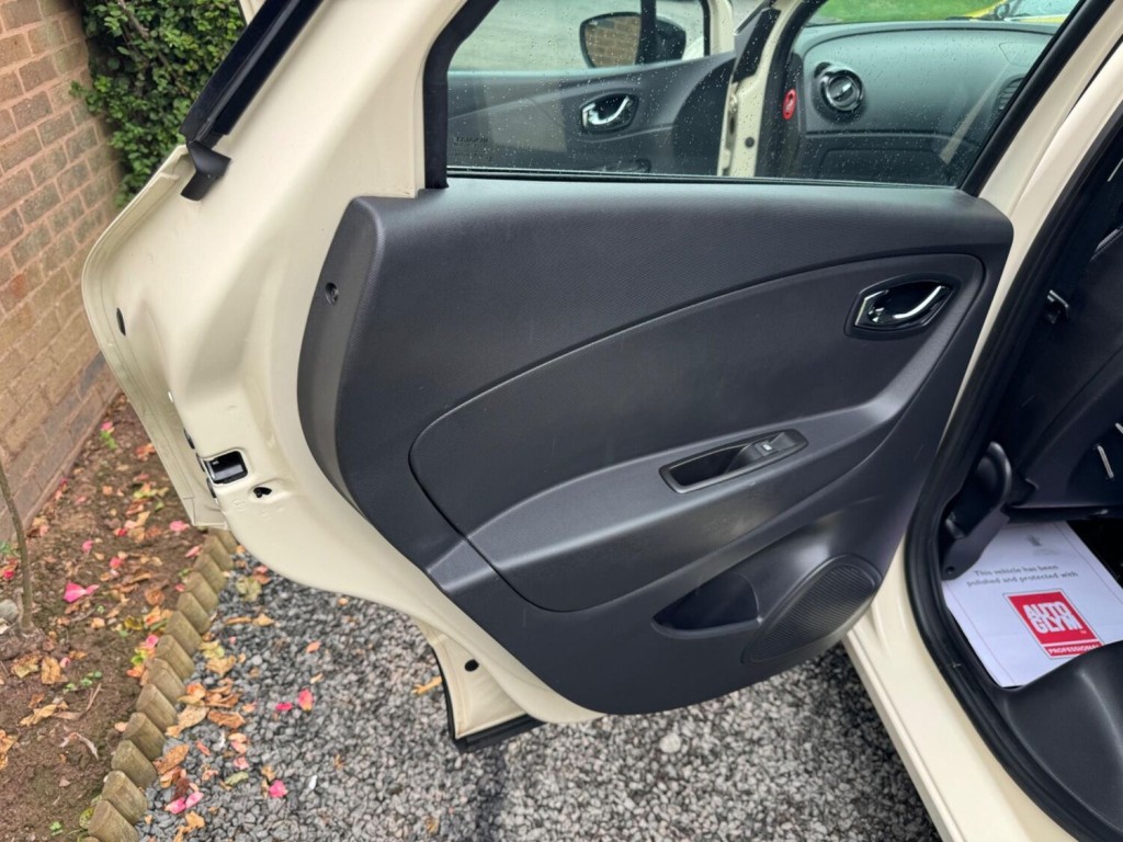 RENAULT CAPTUR 1.5 dCi ENERGY Dynamique Nav Euro 6 (s/s) 5dr 2015