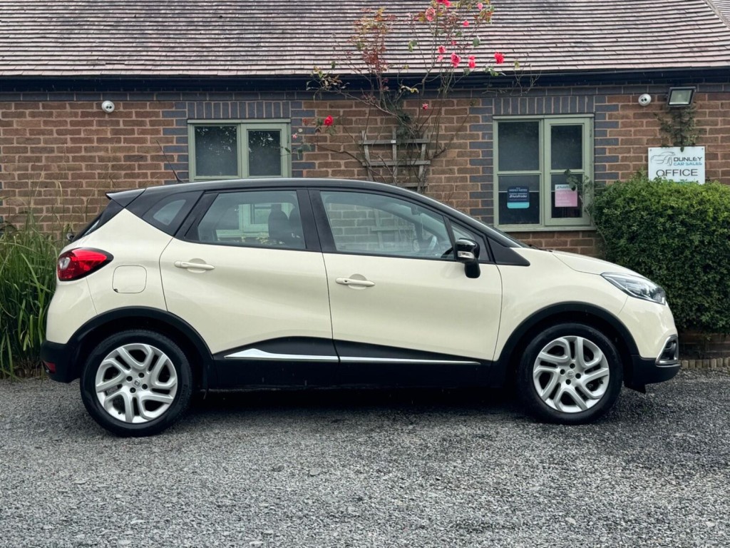 RENAULT CAPTUR 1.5 dCi ENERGY Dynamique Nav Euro 6 (s/s) 5dr 2015