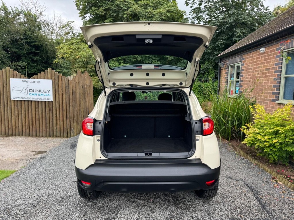 RENAULT CAPTUR 1.5 dCi ENERGY Dynamique Nav Euro 6 (s/s) 5dr 2015