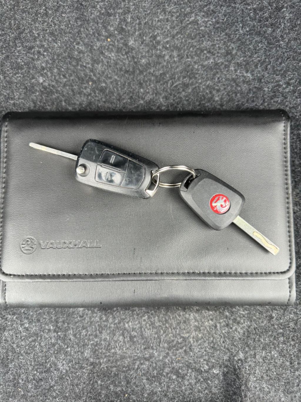 VAUXHALL CORSA 1.4i 16v SXi 3dr 2009