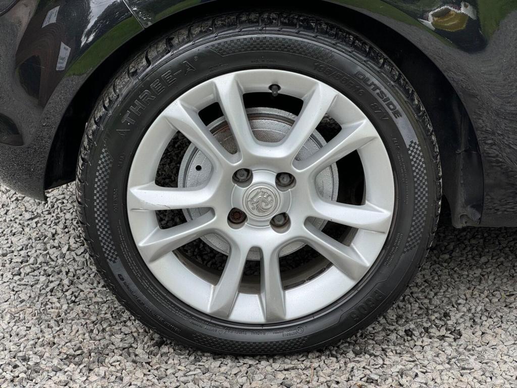 VAUXHALL CORSA 1.4i 16v SXi 3dr 2009