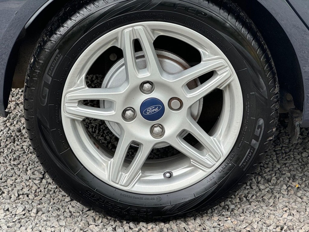 FORD FIESTA 1.5 TDCi Zetec Euro 5 5dr 2014