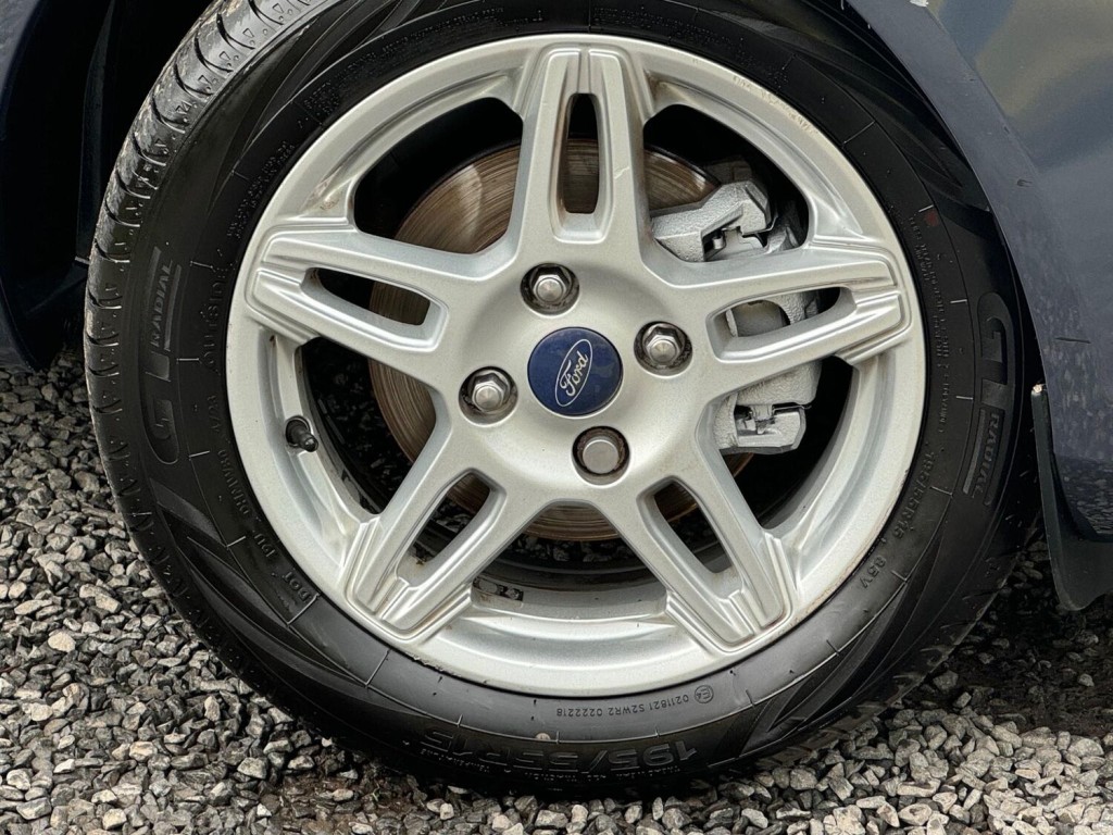 FORD FIESTA 1.5 TDCi Zetec Euro 5 5dr 2014