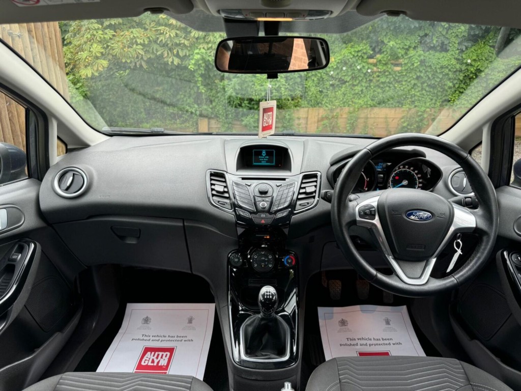FORD FIESTA 1.5 TDCi Zetec Euro 5 5dr 2014