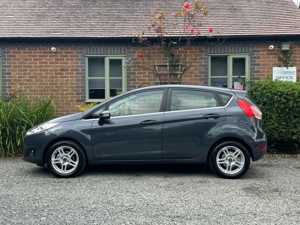 FORD FIESTA 1.5 TDCi Zetec Euro 5 5dr 2014