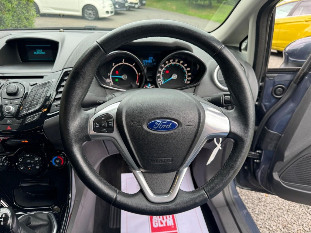 FORD FIESTA 1.5 TDCi Zetec Euro 5 5dr 2014