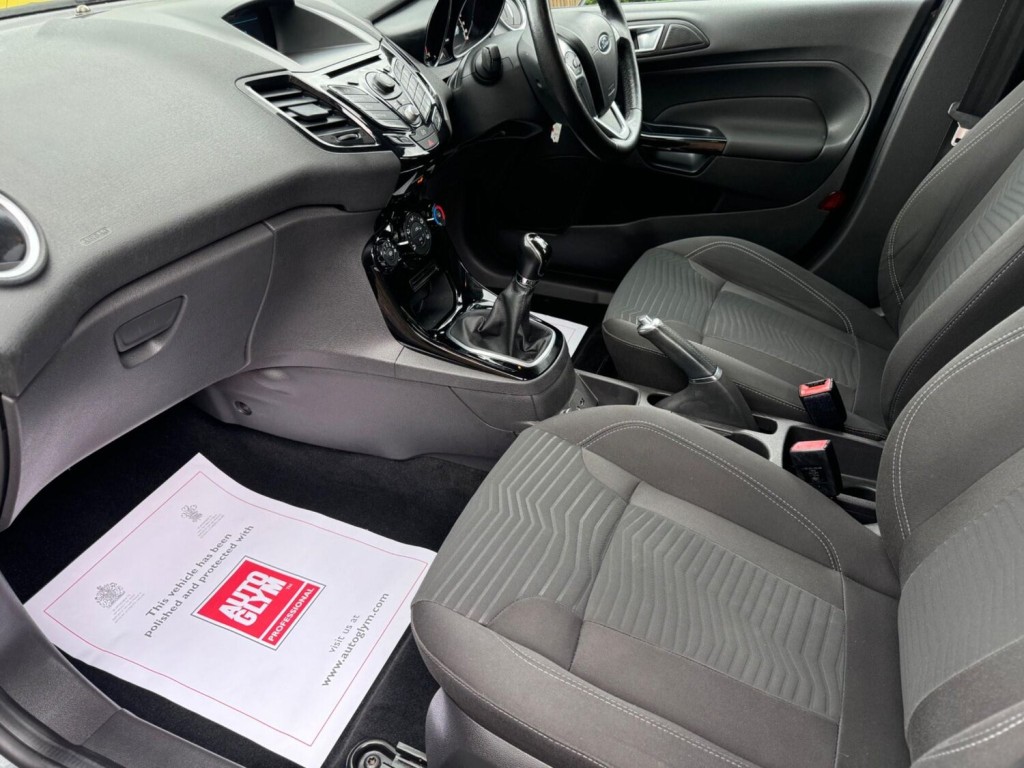 FORD FIESTA 1.5 TDCi Zetec Euro 5 5dr 2014