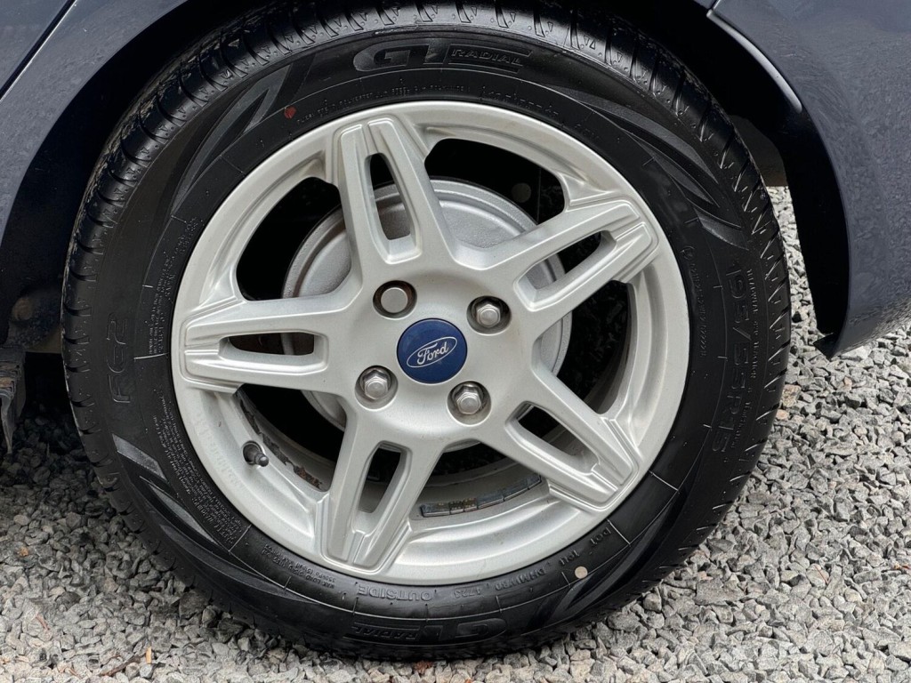 FORD FIESTA 1.5 TDCi Zetec Euro 5 5dr 2014