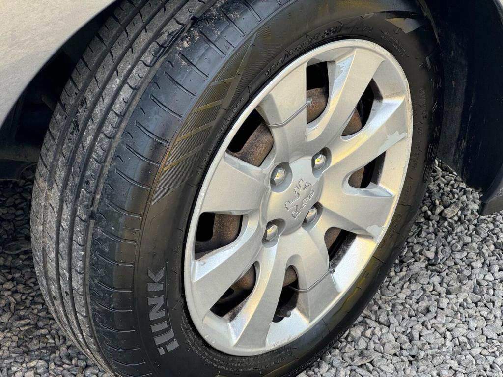 PEUGEOT 207 1.4 VTi S 3dr (a/c) 2008