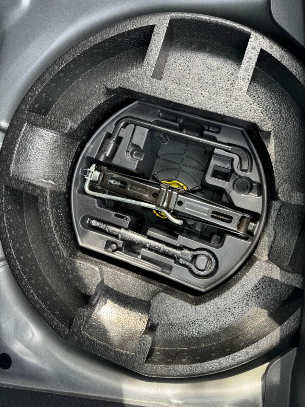 PEUGEOT 207 1.4 VTi S 3dr (a/c) 2008