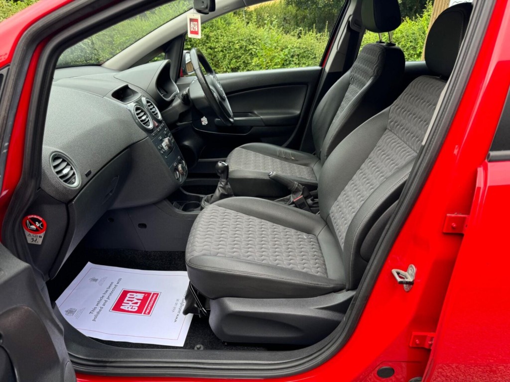 VAUXHALL CORSA 1.4 16V SE Euro 5 5dr 2012