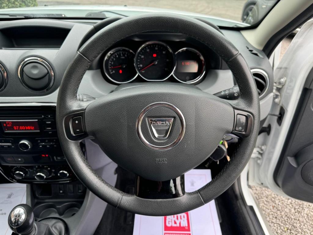 DACIA DUSTER 1.5 dCi Laureate Euro 6 (s/s) 5dr 2016